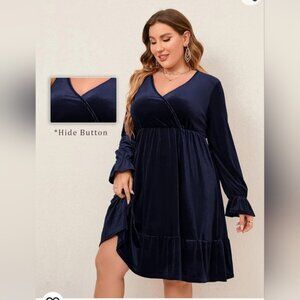 New with tags! Fashion Womens 3X dark blue velvet faux wrap long sleeve dress
